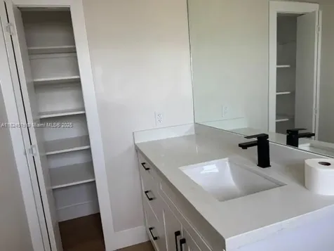 215 SE 3rd Avenue Hallandale Beach FL 33009