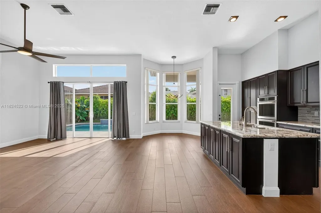 467 NW 120th Drive Coral Springs FL 33071