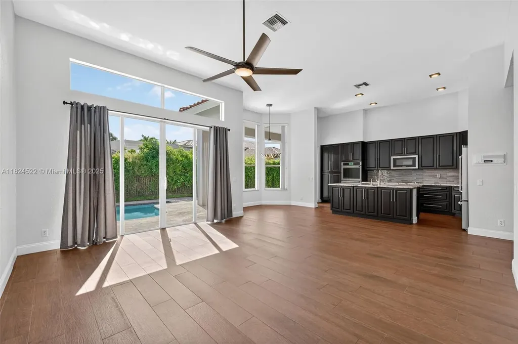 467 NW 120th Drive Coral Springs FL 33071