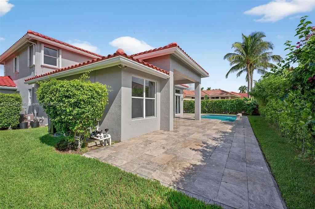 467 NW 120th Drive Coral Springs FL 33071