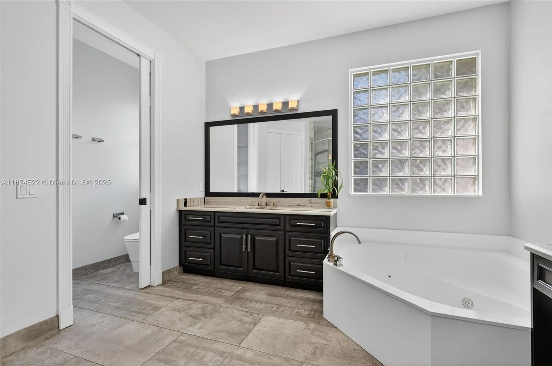 467 NW 120th Drive Coral Springs FL 33071