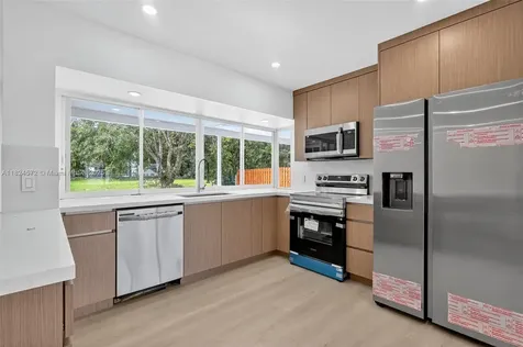 8850 NW 3rd Street Pembroke Pines FL 33024