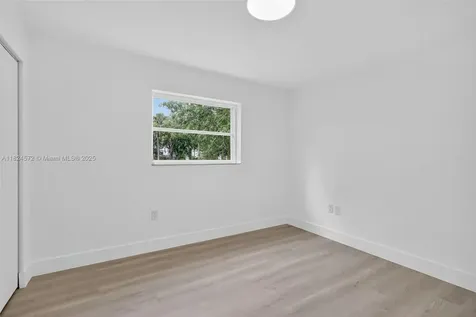 8850 NW 3rd Street Pembroke Pines FL 33024