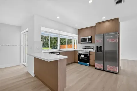 8850 NW 3rd Street Pembroke Pines FL 33024