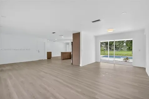 8850 NW 3rd Street Pembroke Pines FL 33024