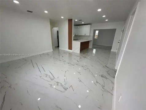 6900 SW 2nd Street Pembroke Pines FL 33023