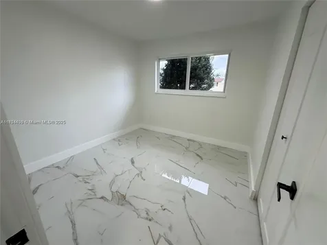 6900 SW 2nd Street Pembroke Pines FL 33023