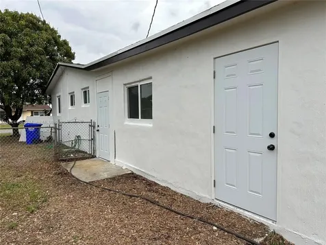 6900 SW 2nd Street Pembroke Pines FL 33023