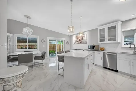 8905 NW 112th Street Hialeah Gardens FL 33018