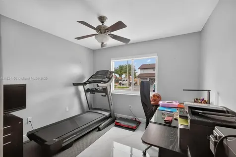 8905 NW 112th Street Hialeah Gardens FL 33018