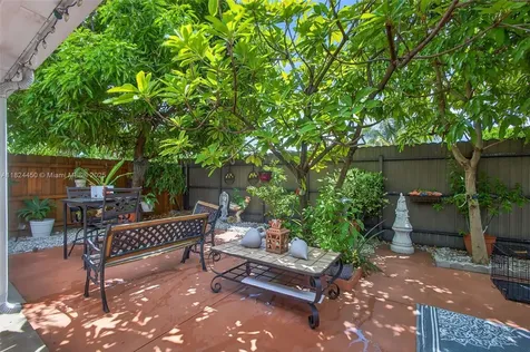 8905 NW 112th Street Hialeah Gardens FL 33018