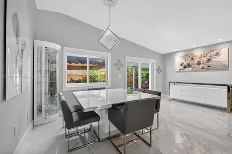 8905 NW 112th Street Hialeah Gardens FL 33018