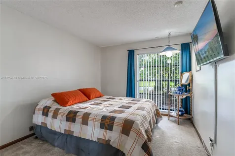 1460 NW 99th Avenue Plantation FL 33322