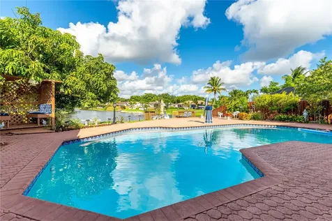 1460 NW 99th Avenue Plantation FL 33322