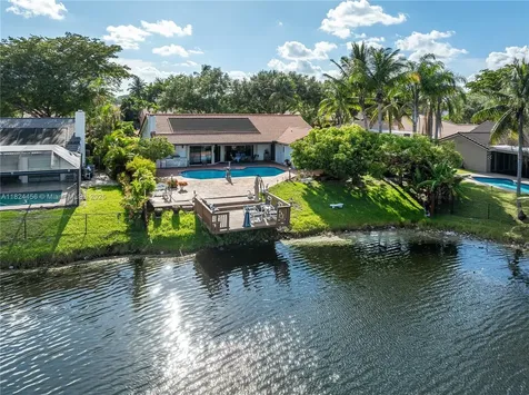 1460 NW 99th Avenue Plantation FL 33322