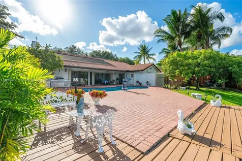 1460 NW 99th Avenue Plantation FL 33322