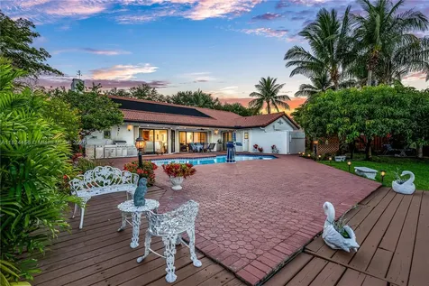 1460 NW 99th Avenue Plantation FL 33322