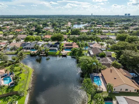 1460 NW 99th Avenue Plantation FL 33322