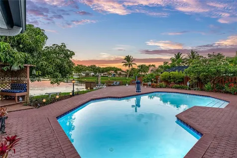 1460 NW 99th Avenue Plantation FL 33322