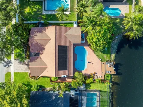 1460 NW 99th Avenue Plantation FL 33322
