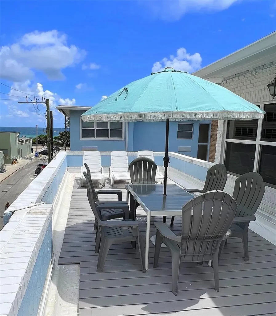 326 Harrison Street Hollywood FL 33019
