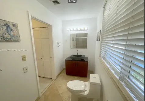 326 Harrison Street Hollywood FL 33019