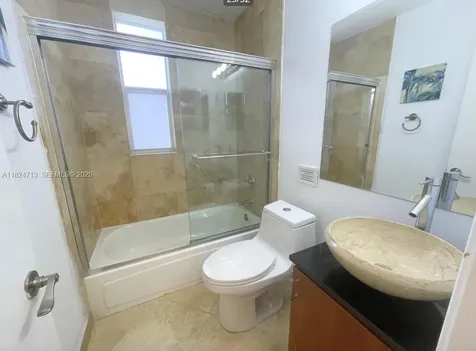 326 Harrison Street Hollywood FL 33019