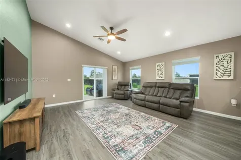 4728 Adrienne Street Sebring FL 33872