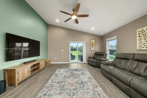 4728 Adrienne Street Sebring FL 33872
