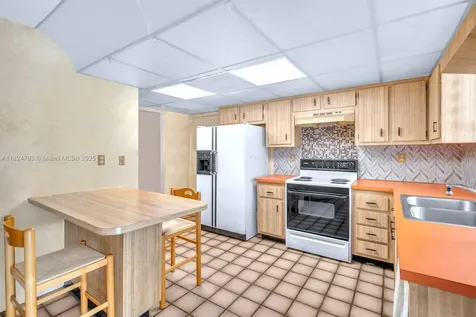 10421 SW 50th Place Cooper City FL 33328