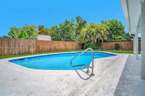 10421 SW 50th Place Cooper City FL 33328