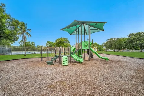 10421 SW 50th Place Cooper City FL 33328
