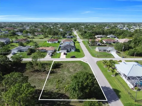 3418 5th Street SW Lehigh Acres FL 33976