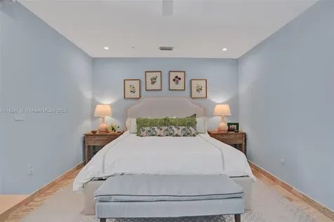 718 Valencia Avenue Coral Gables FL 33134