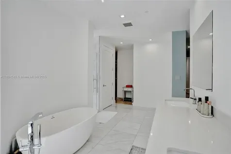 718 Valencia Avenue Coral Gables FL 33134