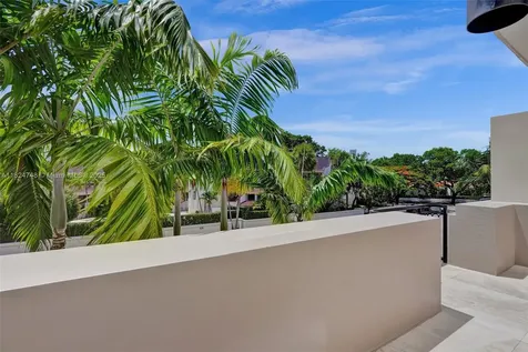 718 Valencia Avenue Coral Gables FL 33134