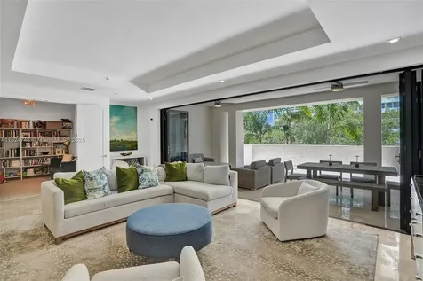718 Valencia Avenue Coral Gables FL 33134