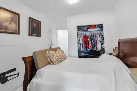 31 SW 58th Court Miami FL 33144