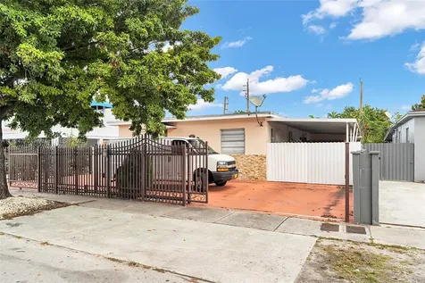 31 SW 58th Court Miami FL 33144