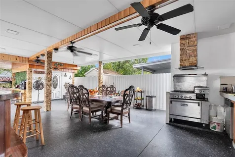 31 SW 58th Court Miami FL 33144