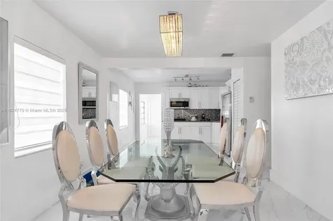 31 SW 58th Court Miami FL 33144