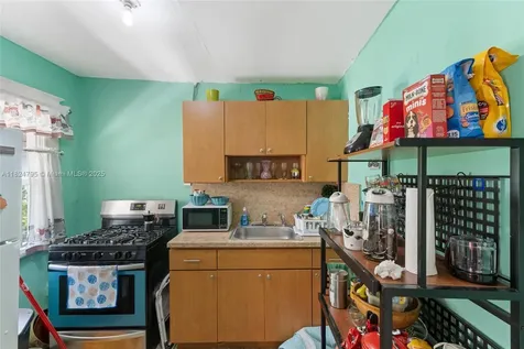 50 NW 34th Terrace Miami FL 33127
