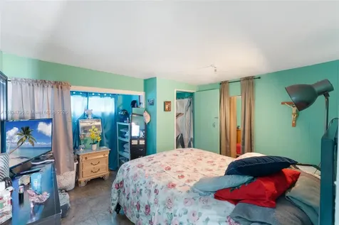 50 NW 34th Terrace Miami FL 33127