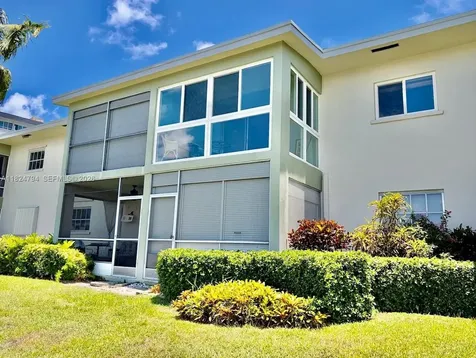 930 SE 9th Avenue Pompano Beach FL 33060