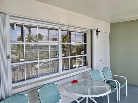 930 SE 9th Avenue Pompano Beach FL 33060
