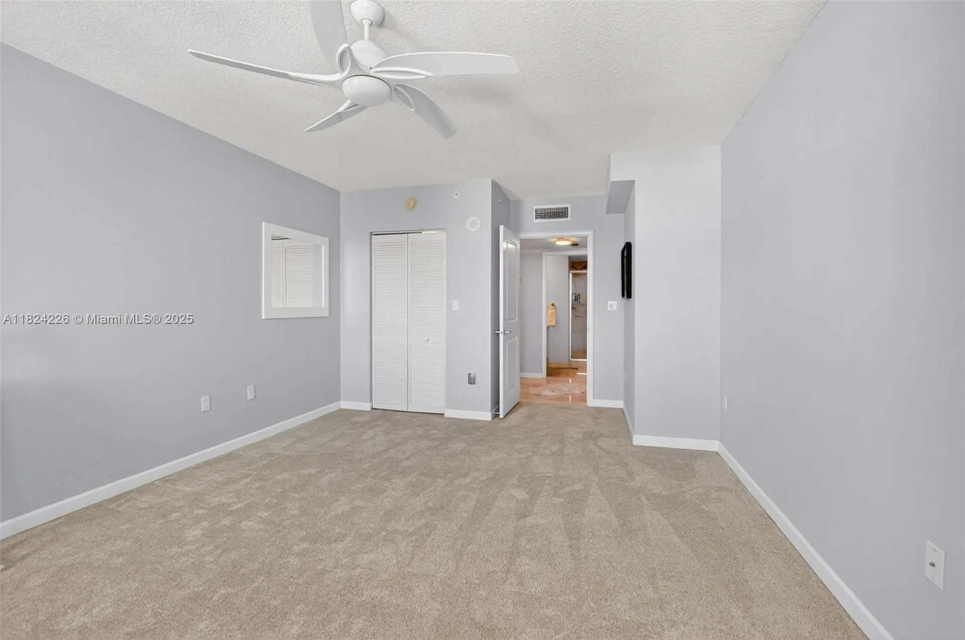 99 SE Mizner Boulevard Boca Raton FL 33432