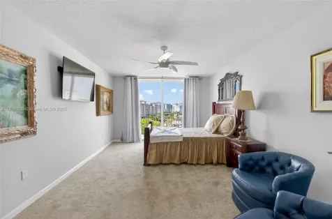 99 SE Mizner Boulevard Boca Raton FL 33432