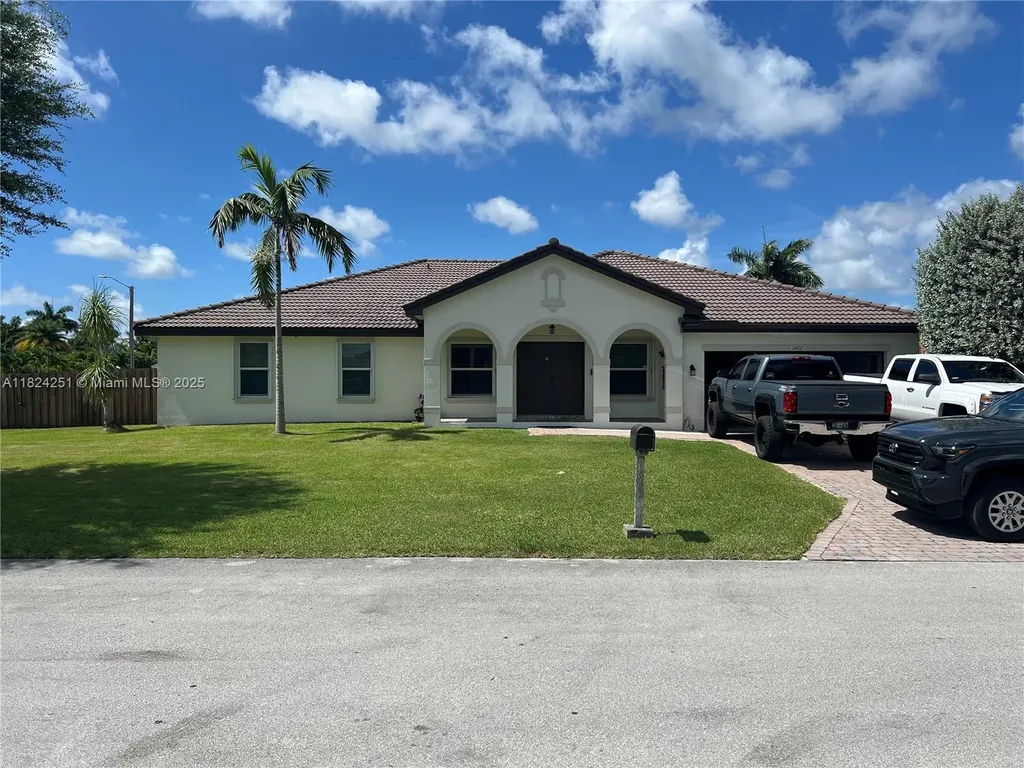 13202 SW 216th Terrace Miami FL 33170