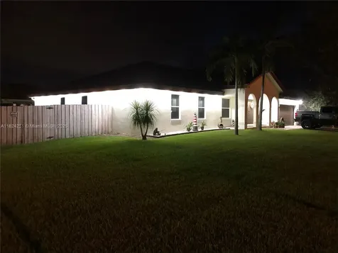 13202 SW 216th Terrace Miami FL 33170