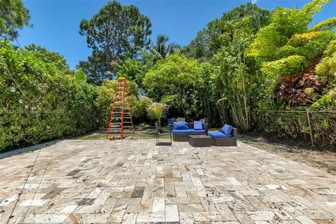 754 NE 36th Street Oakland Park FL 33334